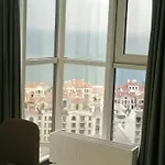 New In Arcadia Sea View *