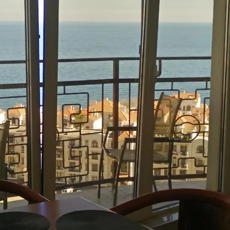 New In Arcadia Sea View Apartment