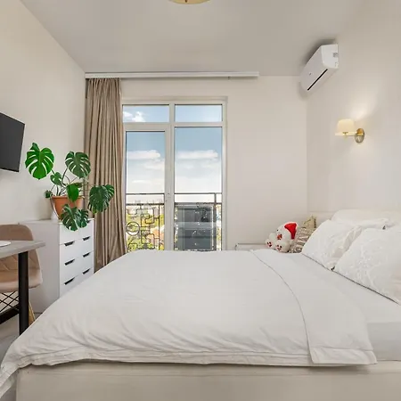 Апартаменти New In Arcadia Sea View Одеса