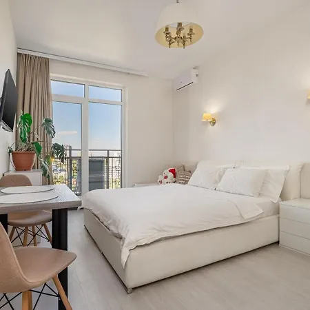 New In Arcadia Sea View Apartment Odesa