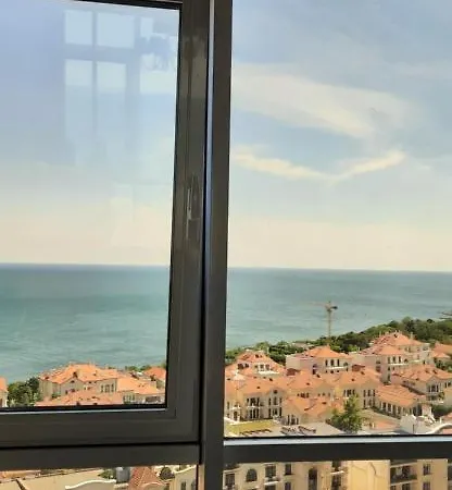 New In Arcadia Sea View Apartment *