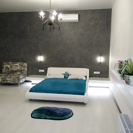 New In Arcadia Sea View Apartment *