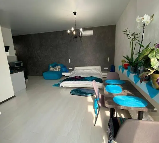 Апартаменти New In Arcadia Sea View *