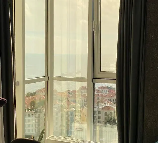 New In Arcadia Sea View